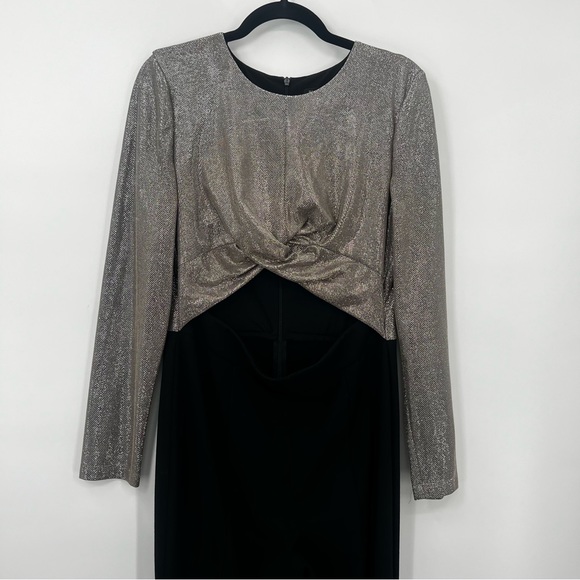 Black Halo Angie Flared Leg Jumpsuit Cutout Metallic Silver Bodice Romper 12 - Picture 7 of 17